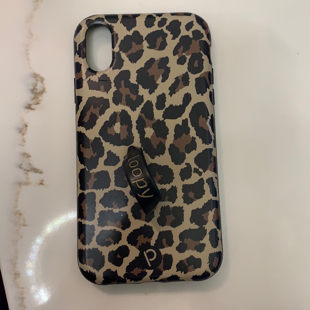 Loopy leopard XR phone case